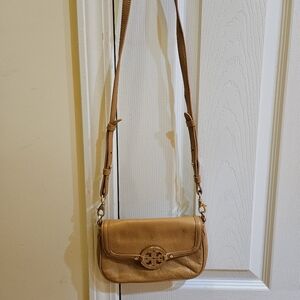 Tory Burch small leather crossbody body bag with flap closure